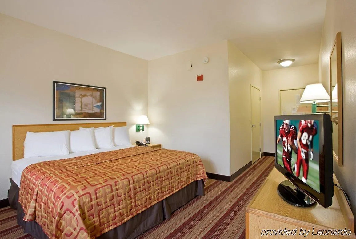 Red Roof Inn Phoenix North - I-17 At Bell Rd