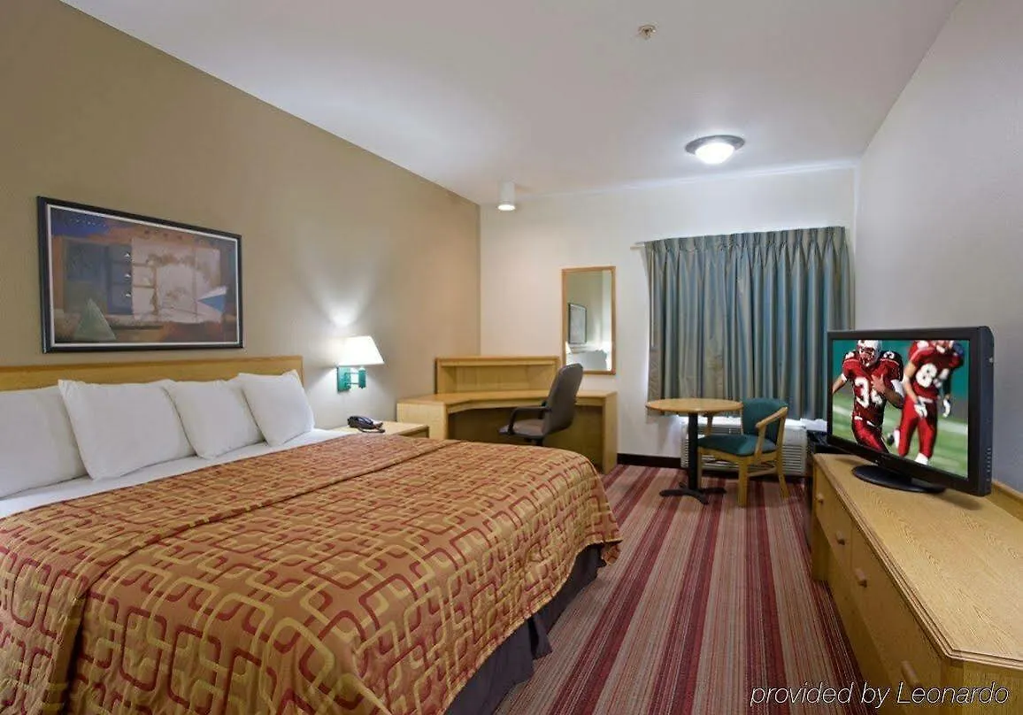 Red Roof Inn Phoenix North - I-17 At Bell Rd